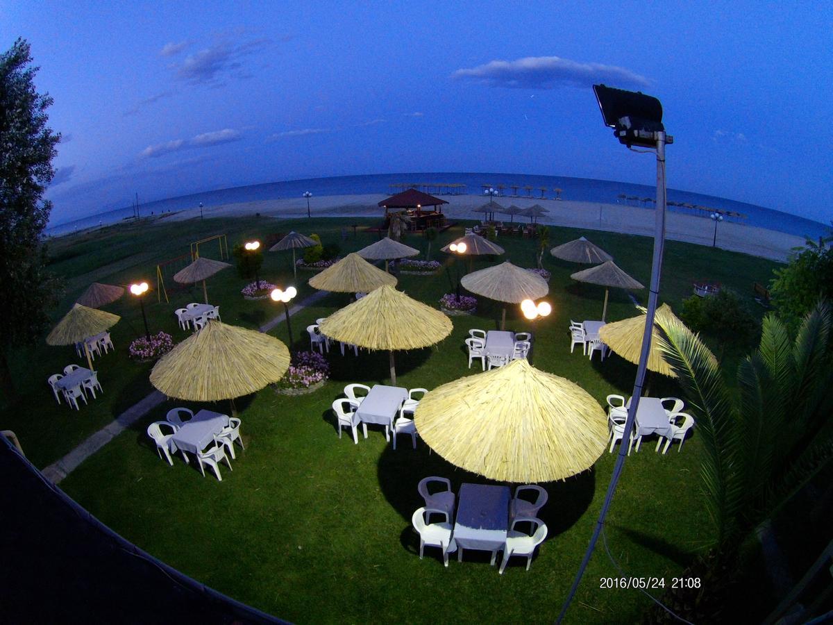 Hotel Akrogiali Korinós 外观 照片