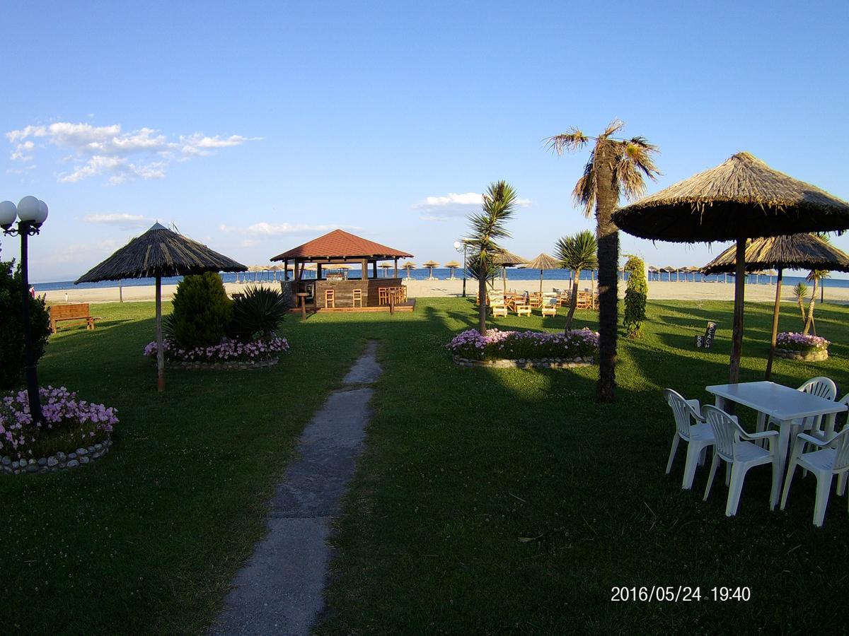 Hotel Akrogiali Korinós 外观 照片