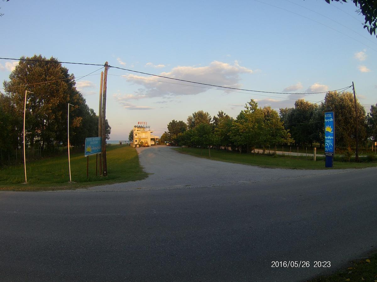 Hotel Akrogiali Korinós 外观 照片